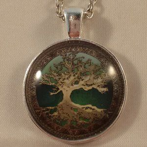Silver Celtic Irish Green Tree of Life Symbol Cabochon Pendant Necklace Gift